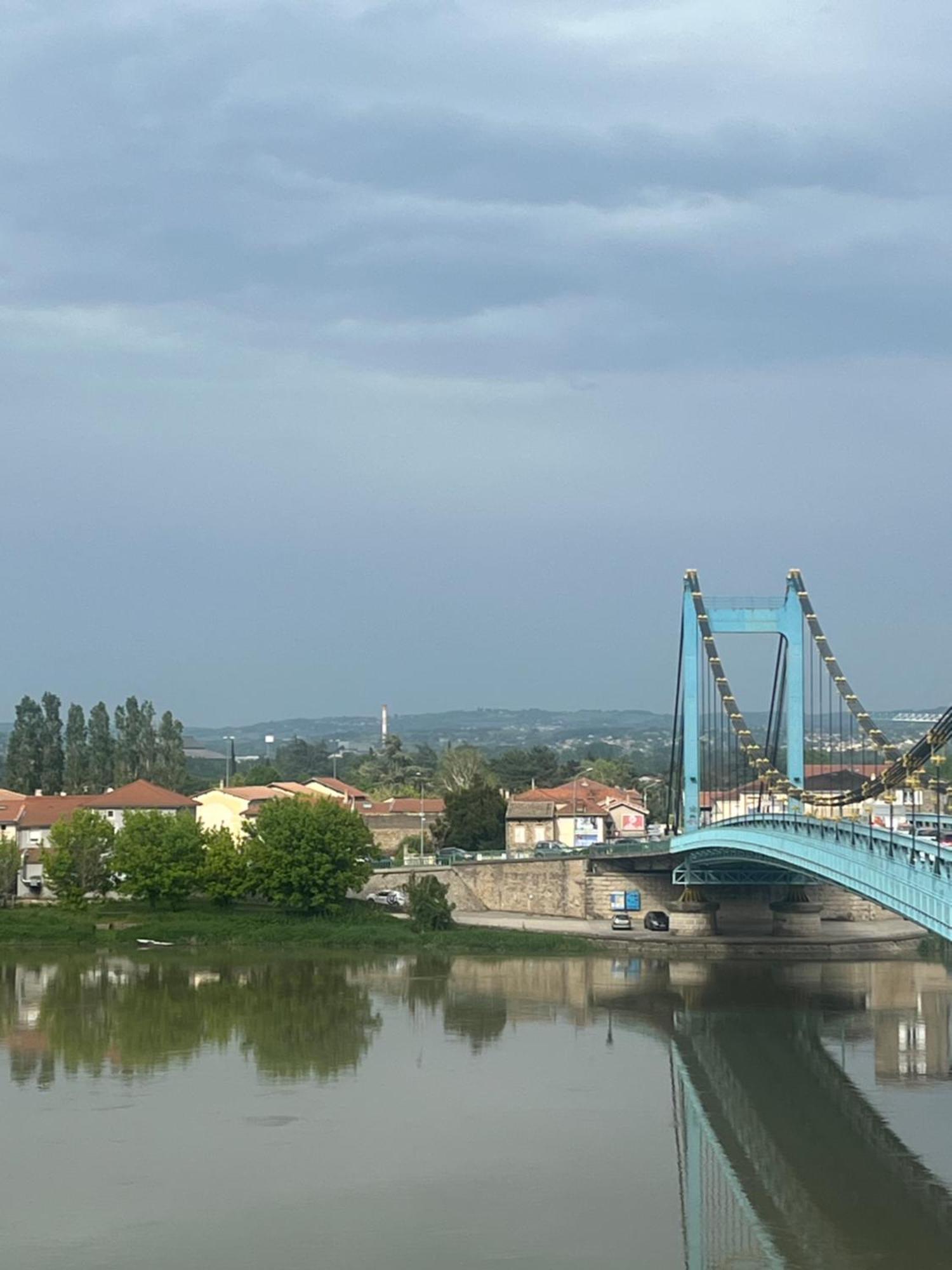 Appartement Prive « Blue Bridge & Sauna » Serrières-en-Chautagne Extérieur photo